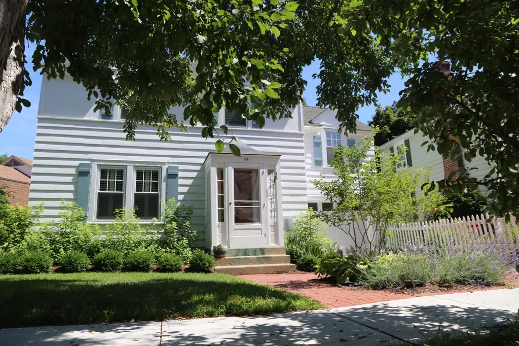114 Robinson Parkway Burlington VT 05401