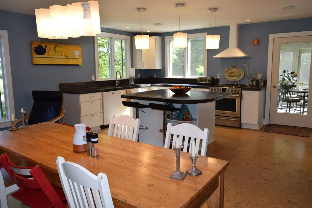 195 Ironhorse Road New Haven VT 05472