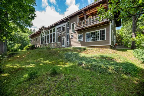 9 Caldwell Lane Lee NH 03861