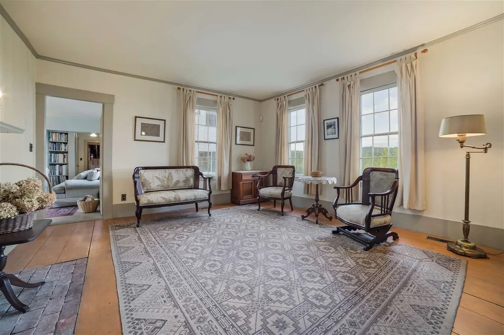 1575 Cleveland Hill Road Tamworth NH 03886