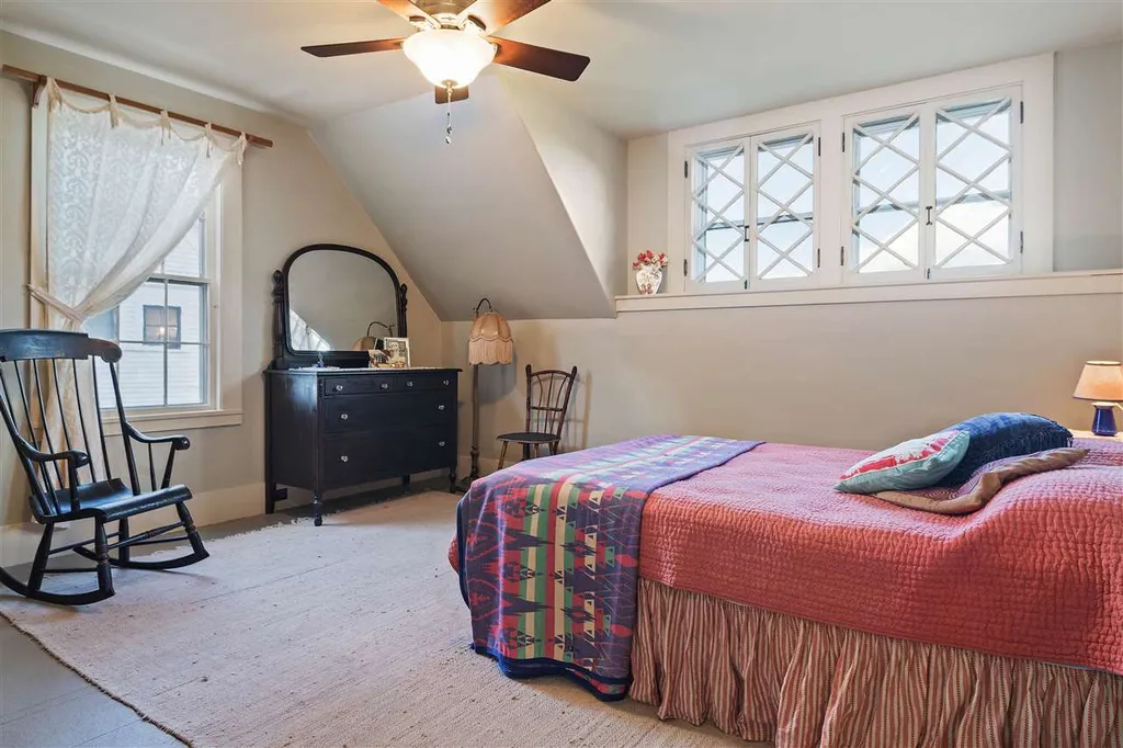 1575 Cleveland Hill Road Tamworth NH 03886