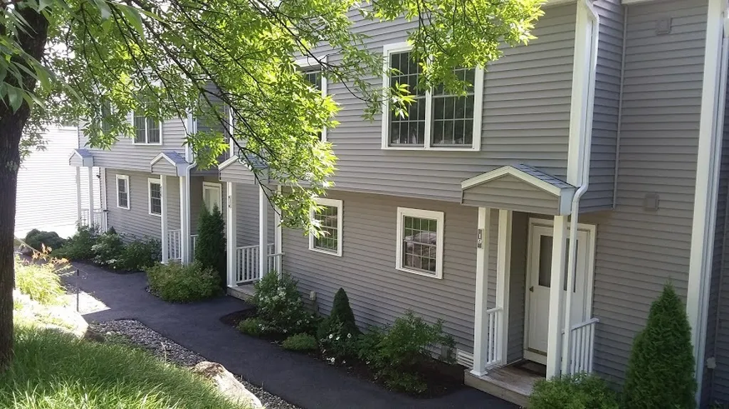 181 Riverside Townhouses Road Manchester VT 05255
