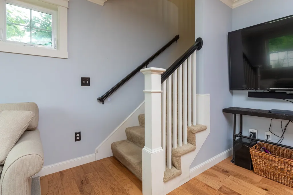505 Kearsarge Way Portsmouth NH 03801