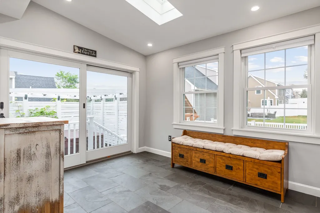 505 Kearsarge Way Portsmouth NH 03801