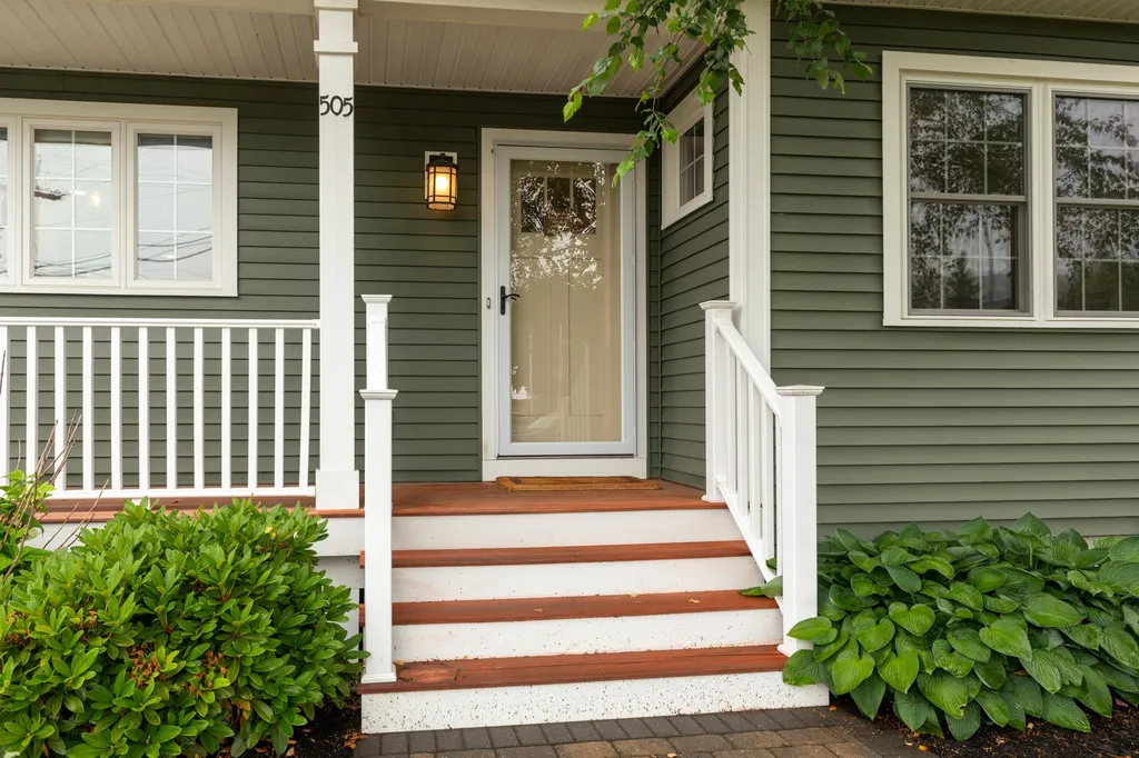 505 Kearsarge Way Portsmouth NH 03801