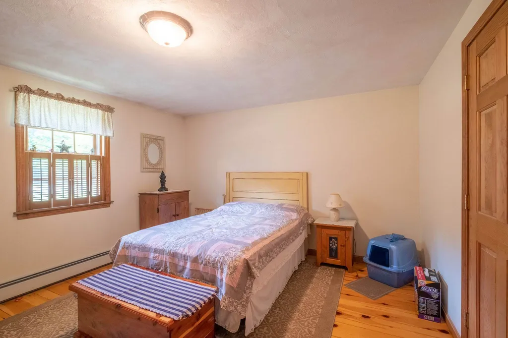 32 Ferrin Street Hill NH 03243