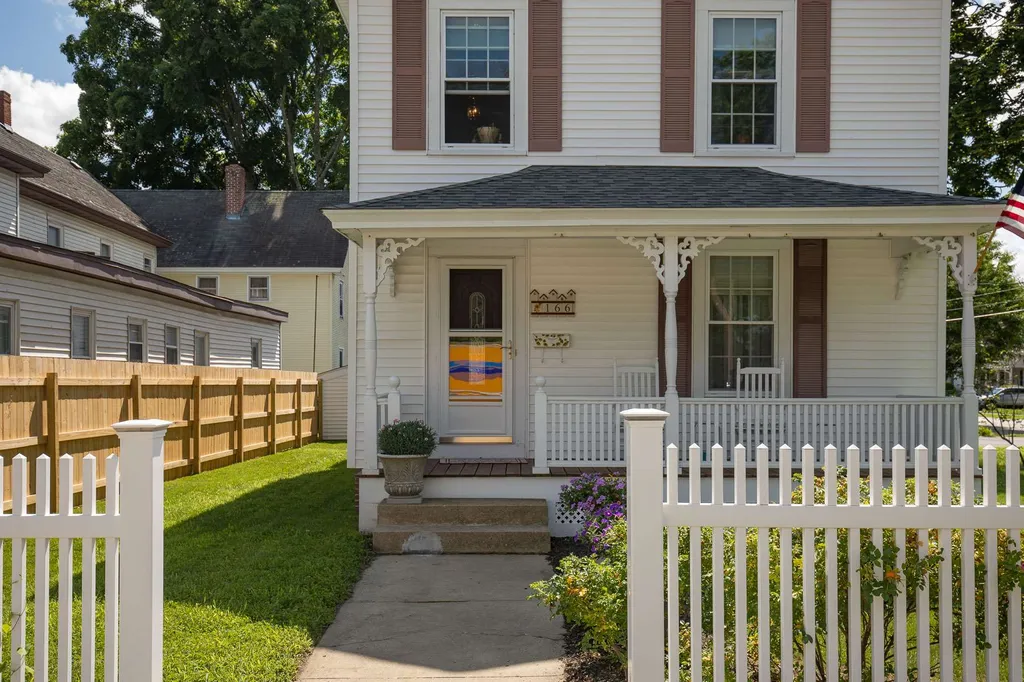 166 Front Street Exeter NH 03833