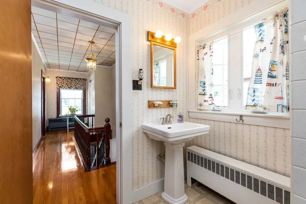 166 Front Street Exeter NH 03833