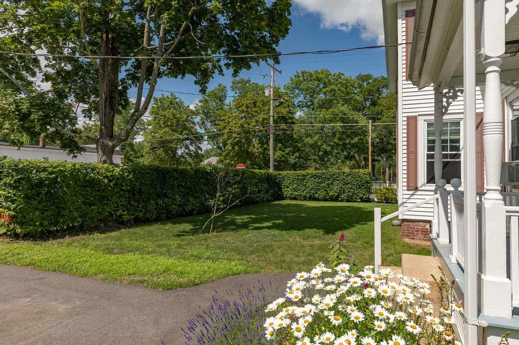 166 Front Street Exeter NH 03833