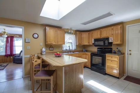 30 Granite Circle Hampstead NH 03841