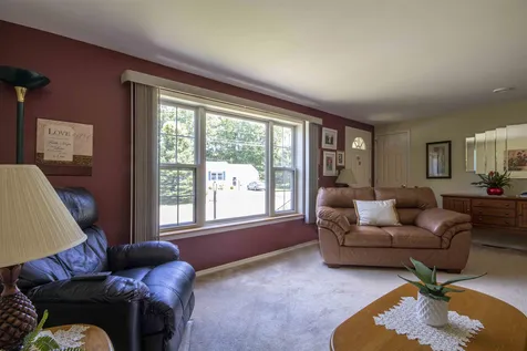 30 Granite Circle Hampstead NH 03841