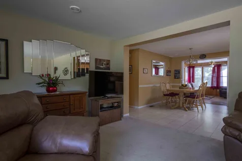 30 Granite Circle Hampstead NH 03841
