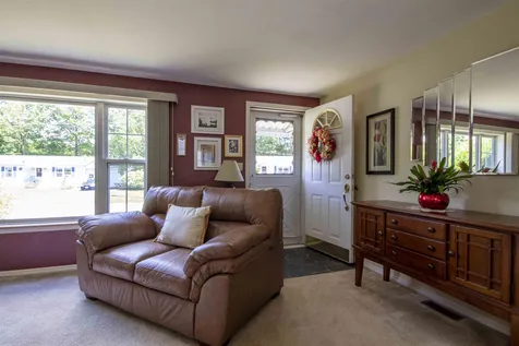 30 Granite Circle Hampstead NH 03841