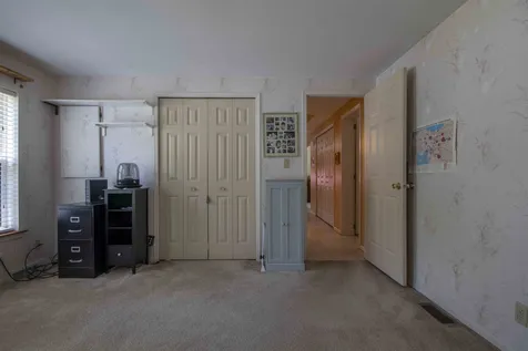 30 Granite Circle Hampstead NH 03841