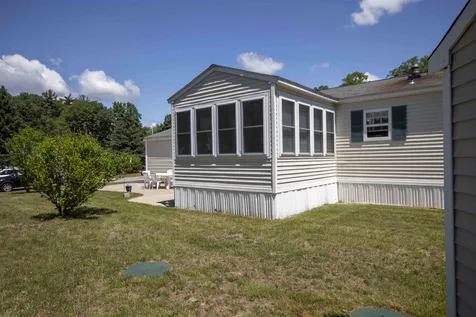 30 Granite Circle Hampstead NH 03841