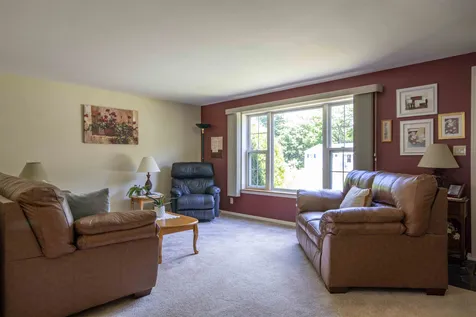 30 Granite Circle Hampstead NH 03841