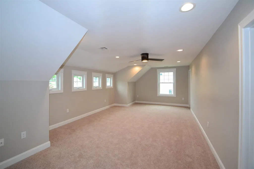 19 Treat Farm Road Stratham NH 03885