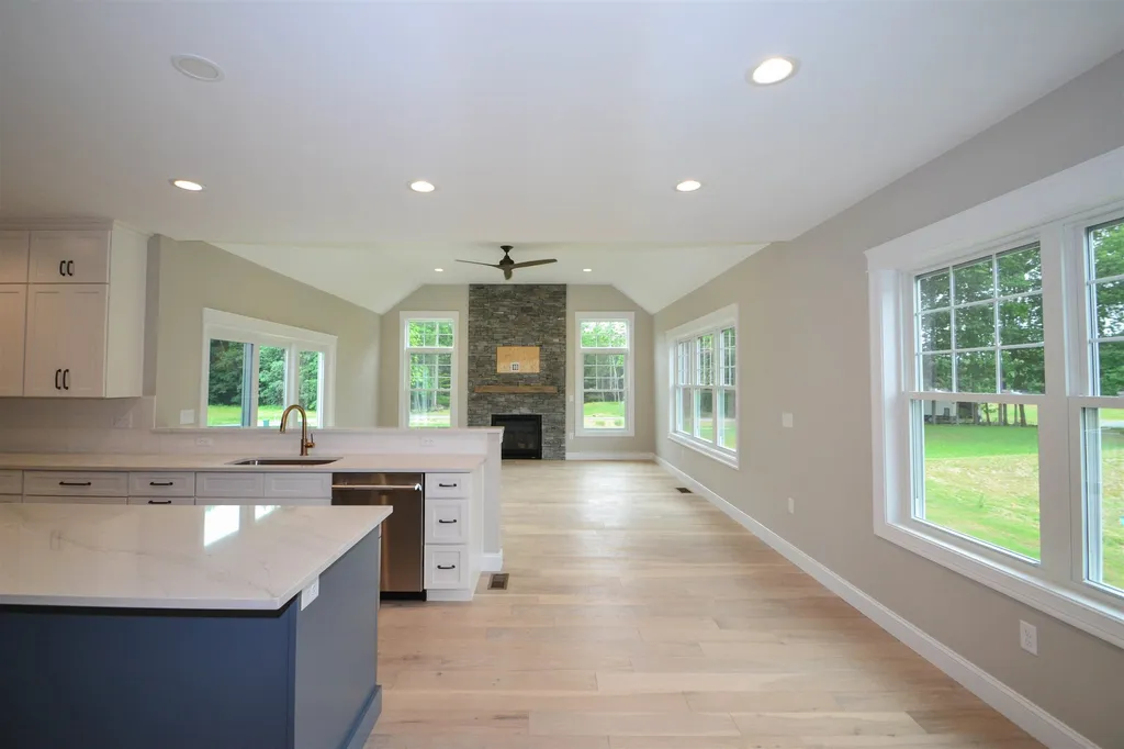 19 Treat Farm Road Stratham NH 03885