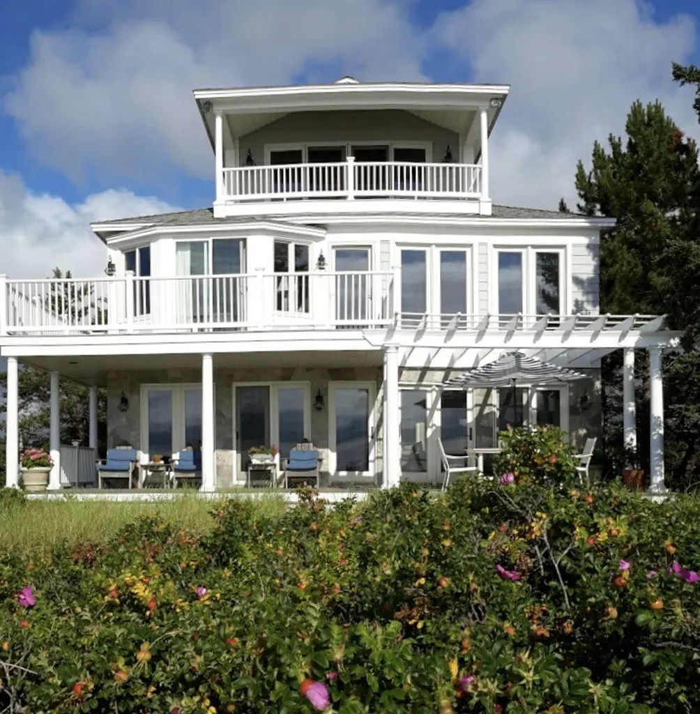 1074 Ocean Boulevard Hampton NH 03842