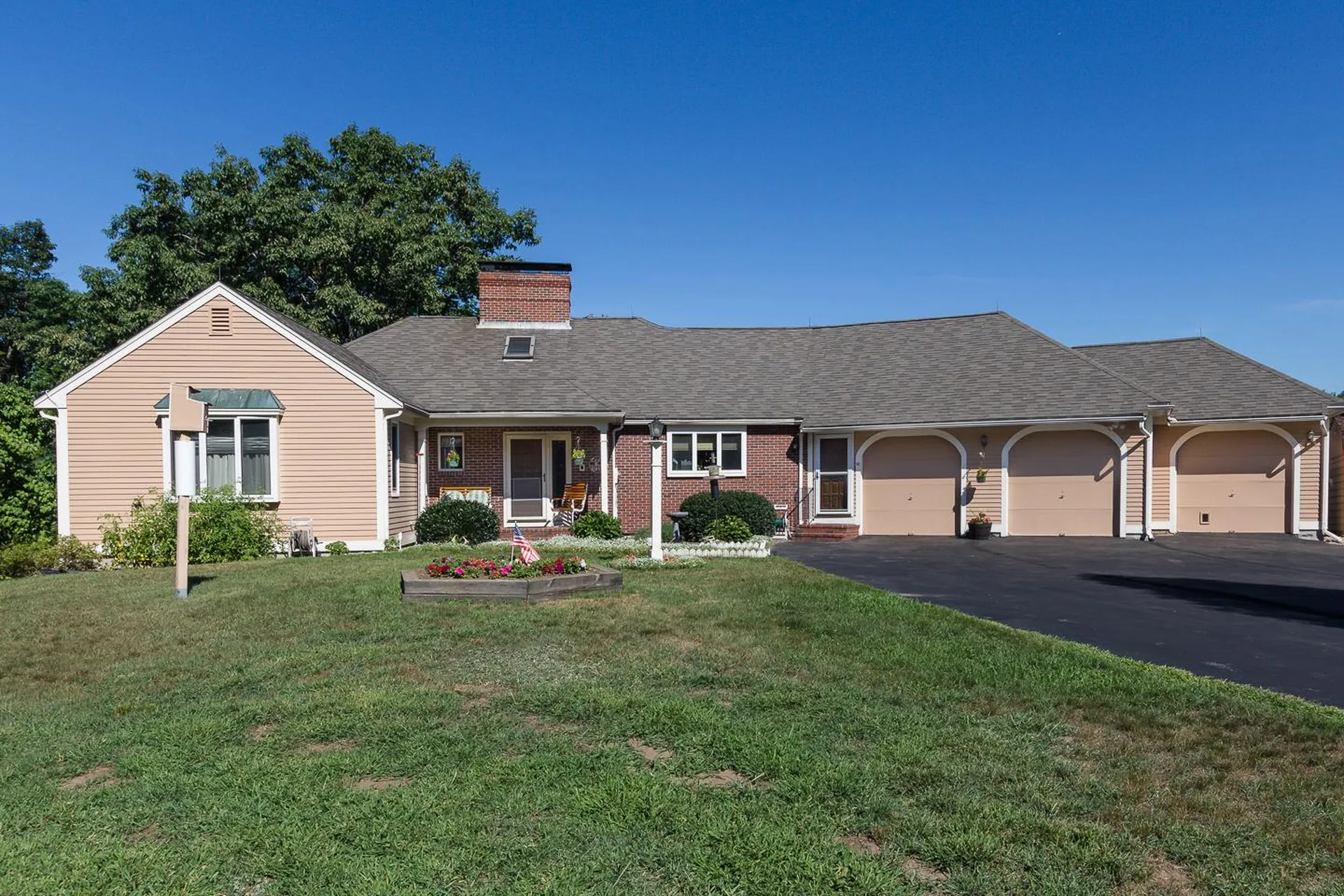 10 Jericho Lane Salem NH 03079