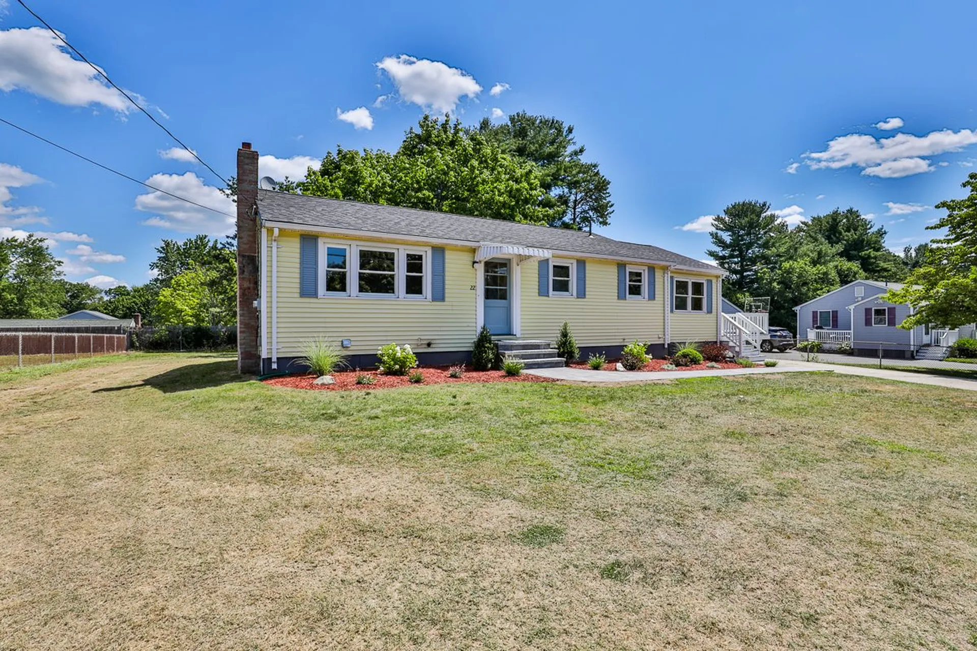 22 Centerville Drive Salem NH 03079