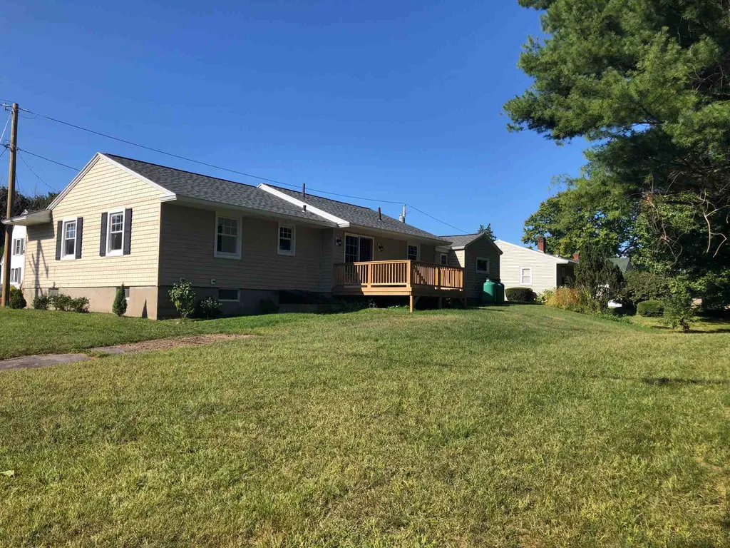 41 Fairview Avenue Portsmouth NH 03801