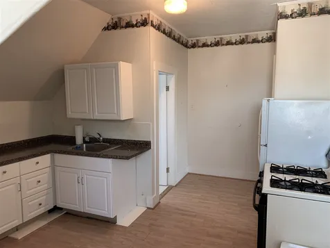 10 Merrimac Street Portsmouth NH 03801