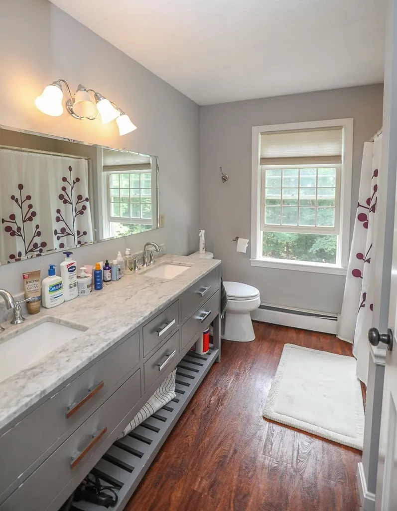 59 Oriole Drive Bedford NH 03110