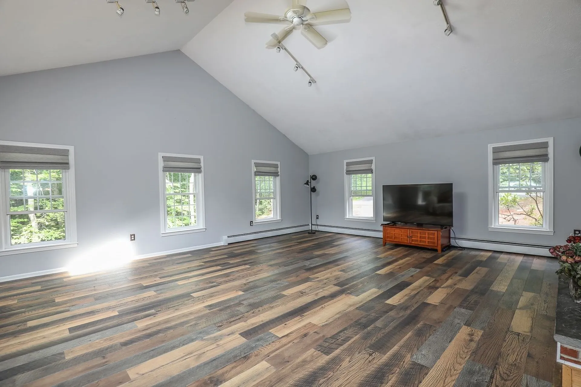 59 Oriole Drive Bedford NH 03110