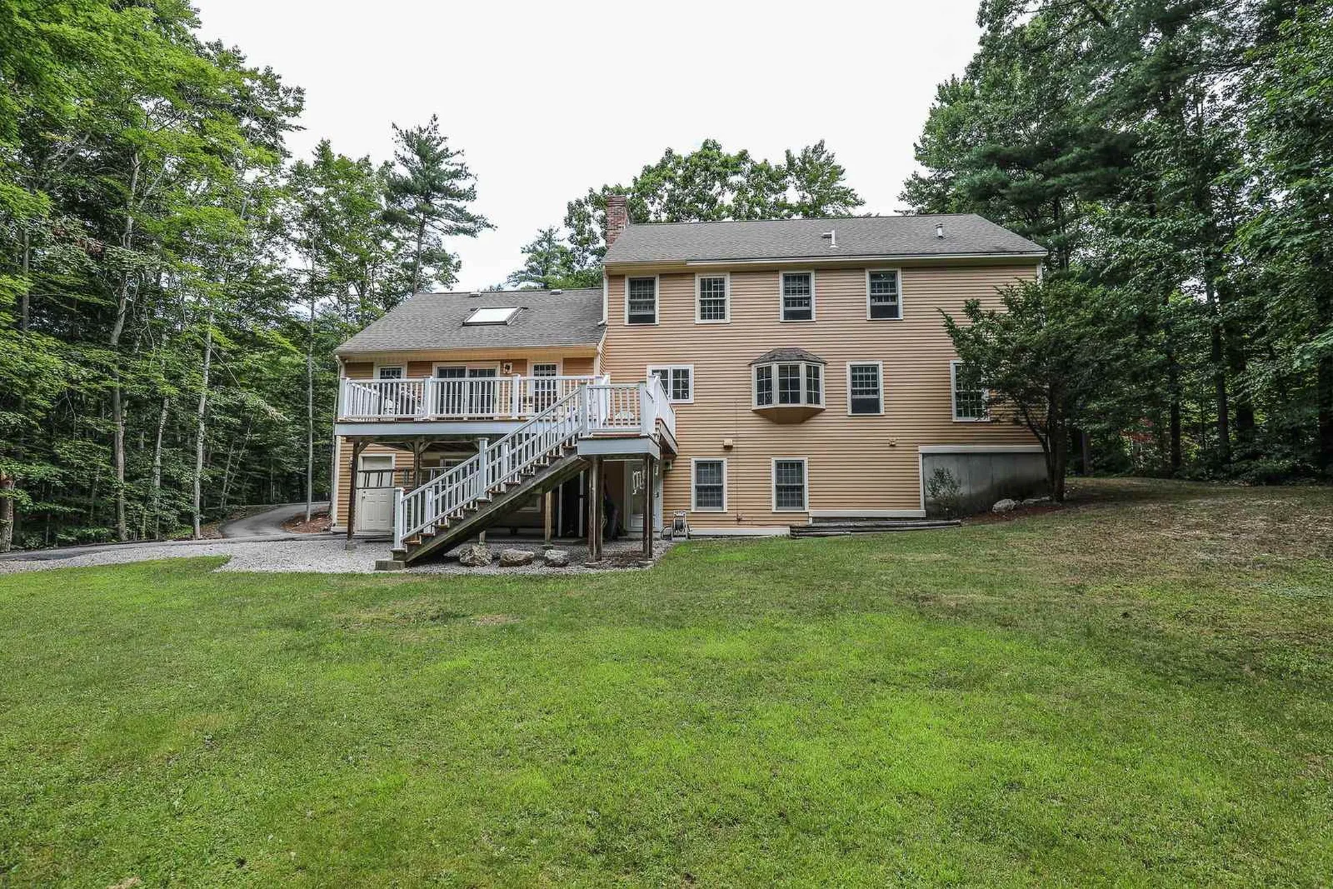 59 Oriole Drive Bedford NH 03110