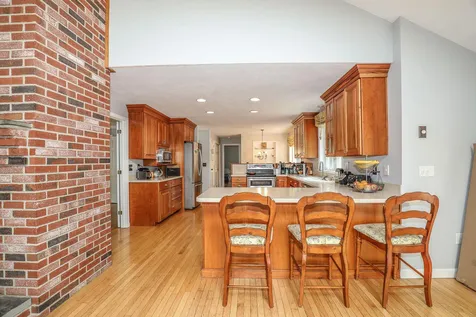 59 Oriole Drive Bedford NH 03110