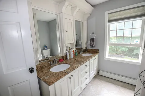 59 Oriole Drive Bedford NH 03110