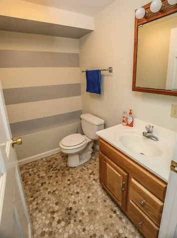 59 Oriole Drive Bedford NH 03110