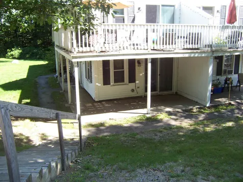 18 Plaza Village Road Plymouth NH 03264