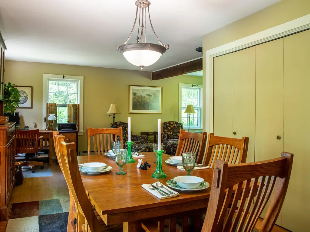 125 Carlyle Road Warren VT 05674