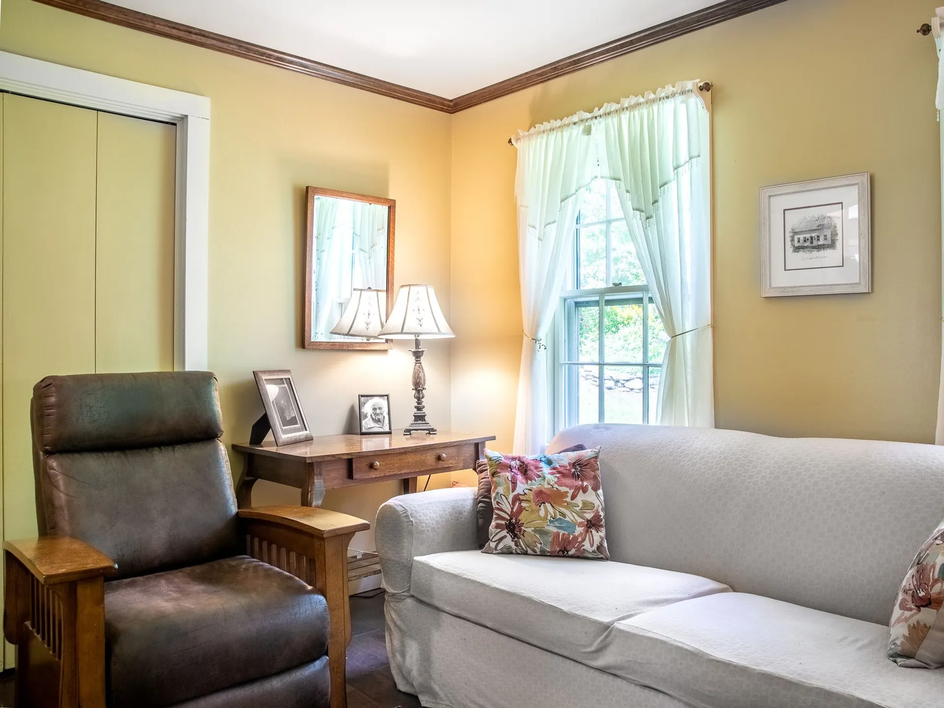 125 Carlyle Road Warren VT 05674
