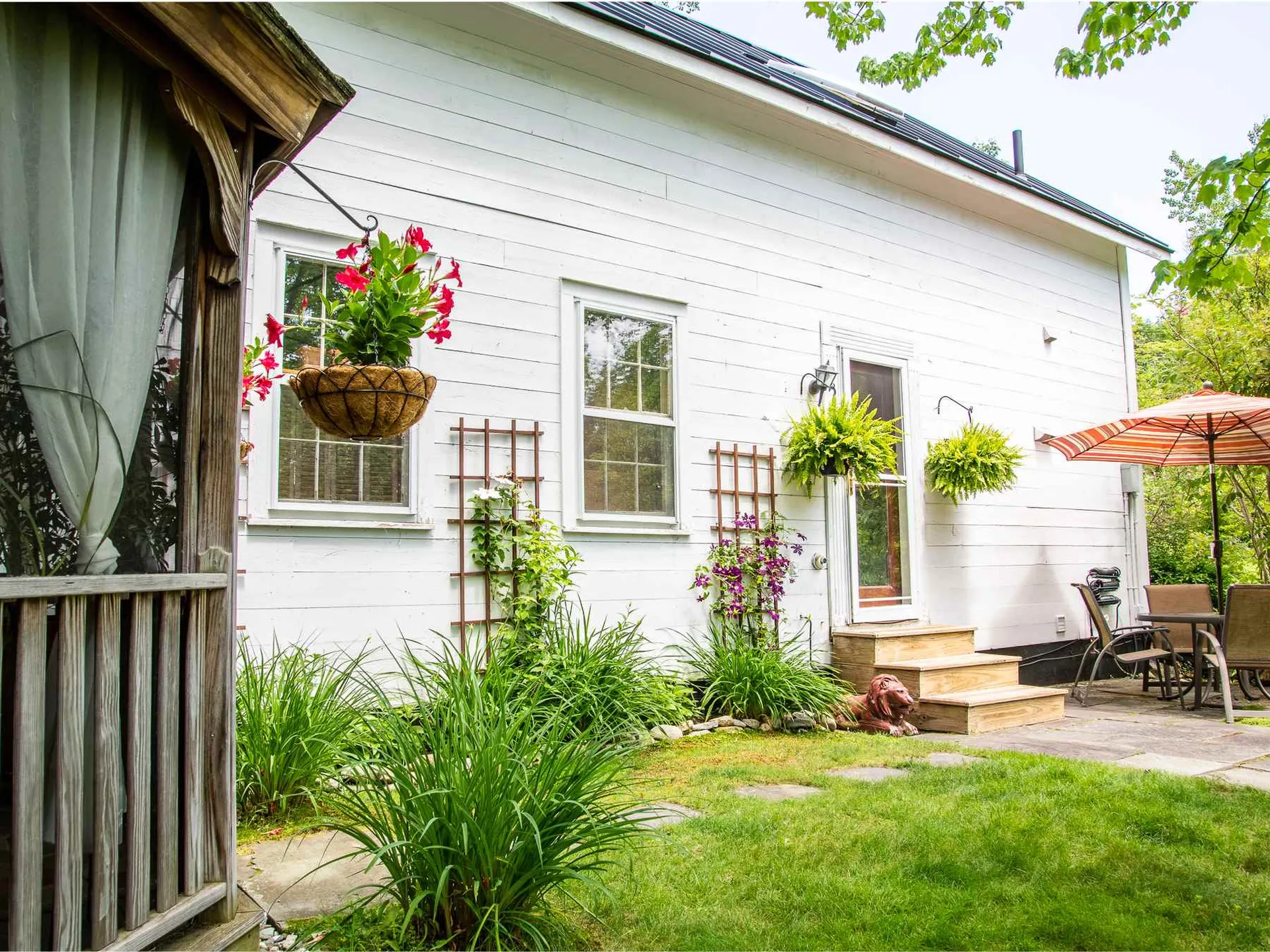 125 Carlyle Road Warren VT 05674