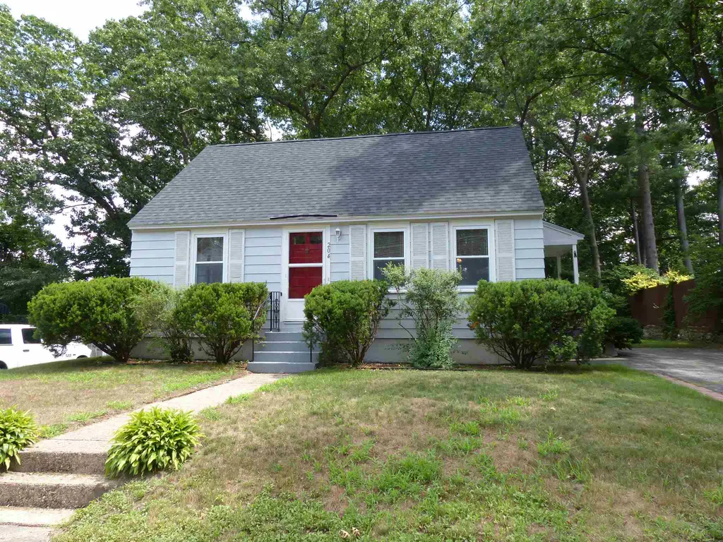 204 Boynton Street Manchester NH 03102