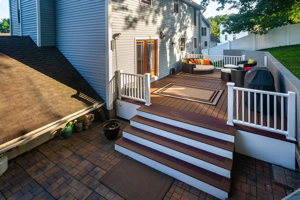 498 Whittington Street Manchester NH 03104