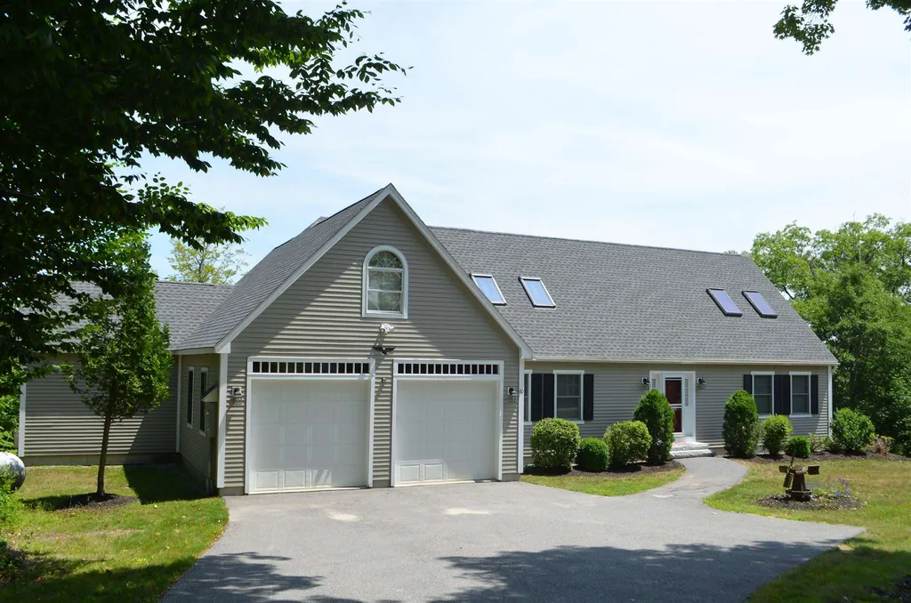 60 Hearthstone Road Newbury NH 03255