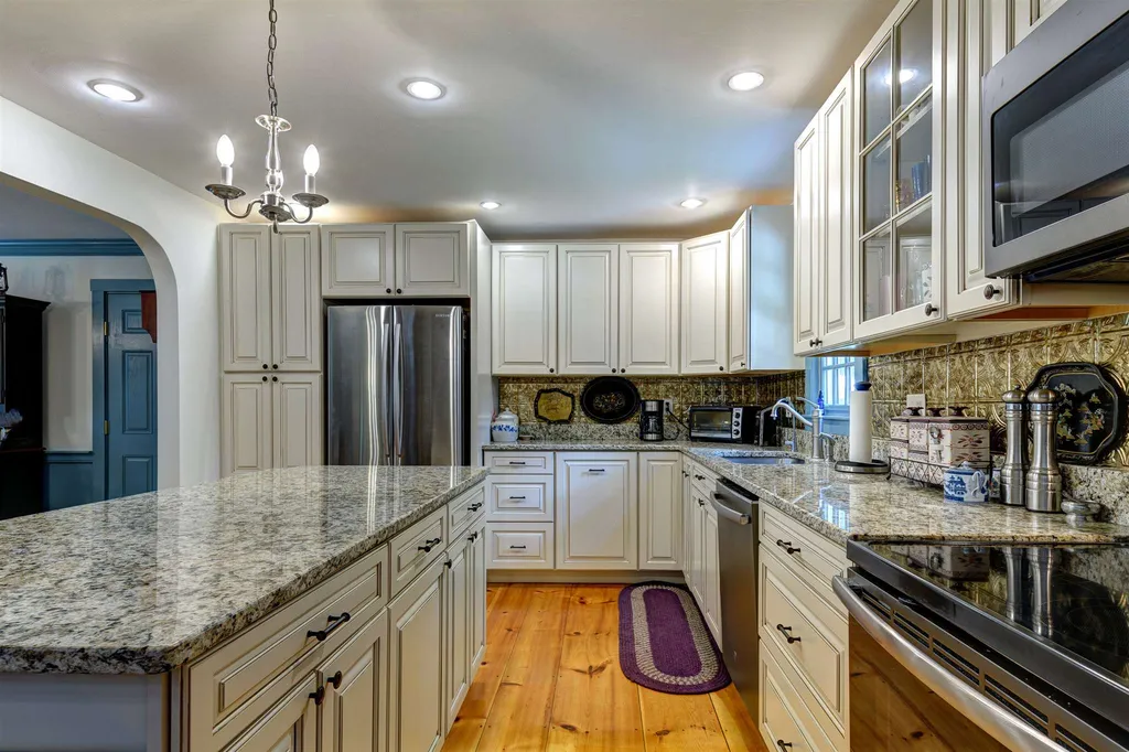 430 Old Garrison Road Dover NH 03820