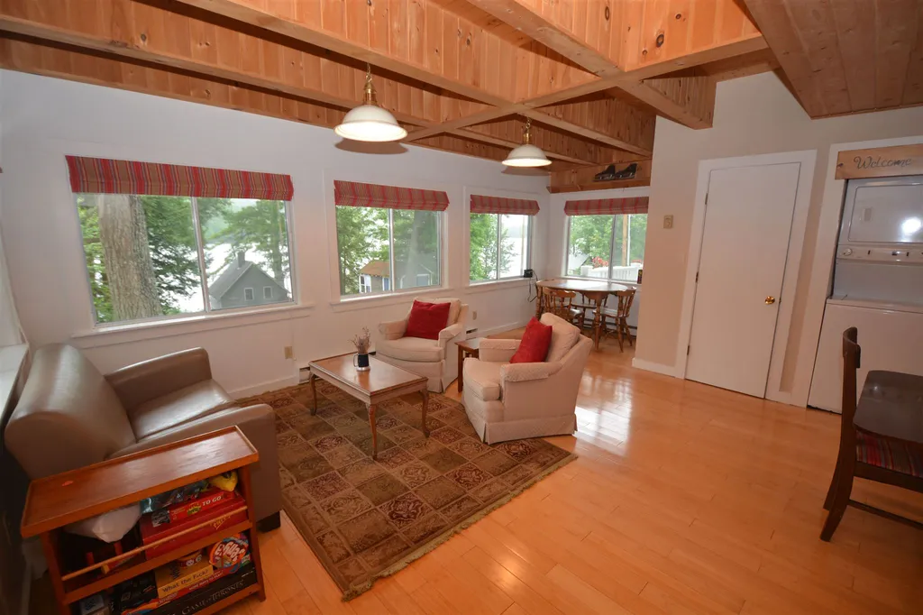 47 Oakdale Road Bradford NH 03221