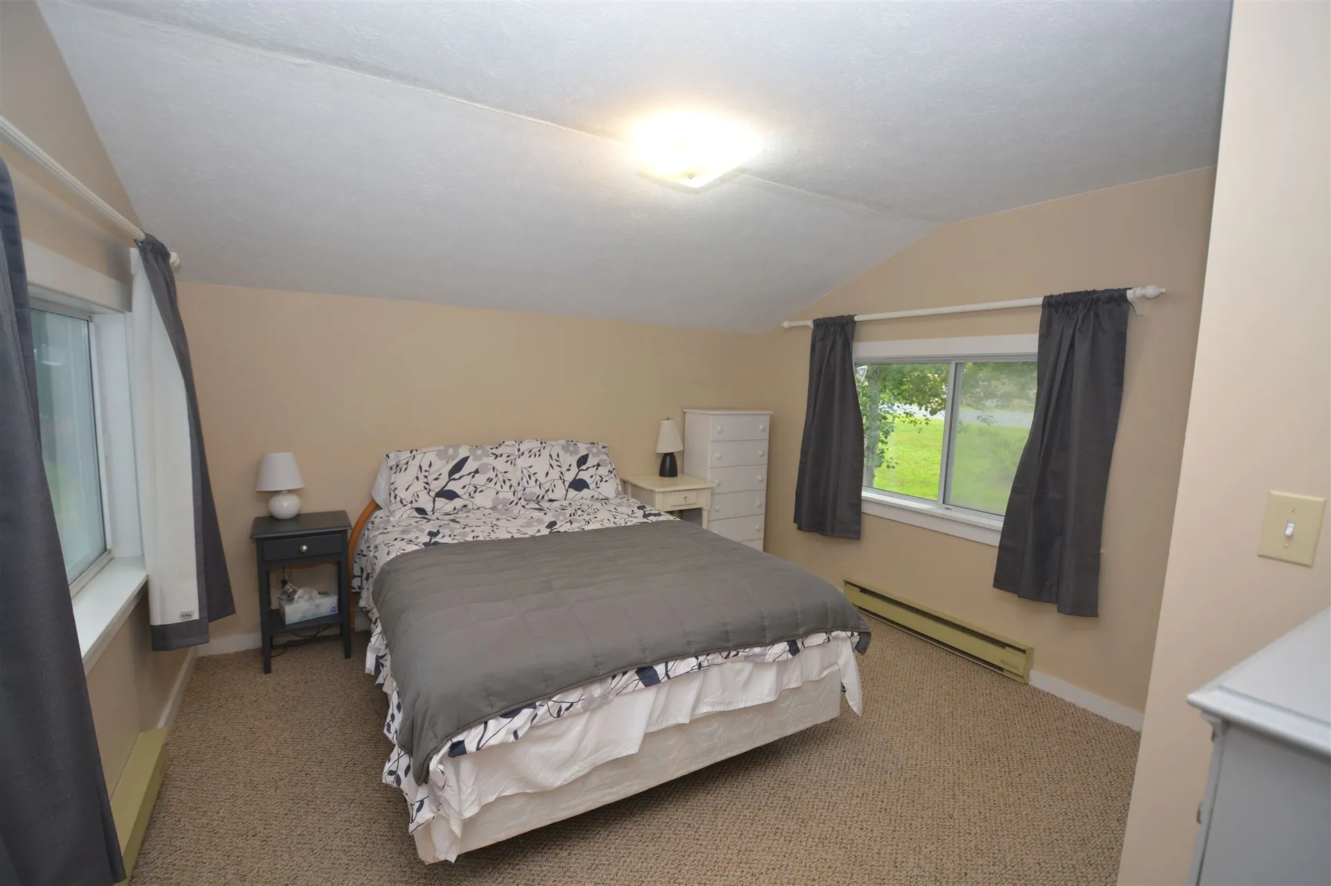 47 Oakdale Road Bradford NH 03221