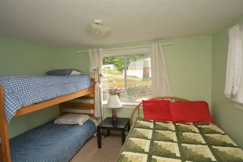 47 Oakdale Road Bradford NH 03221