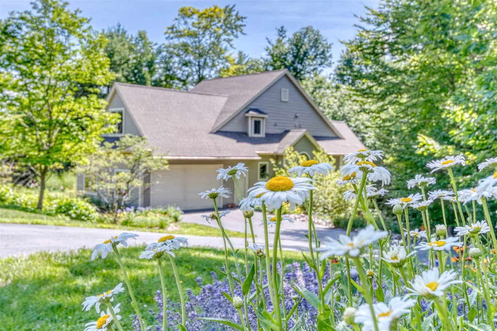 142 Bradford Terrace Richmond VT 05477