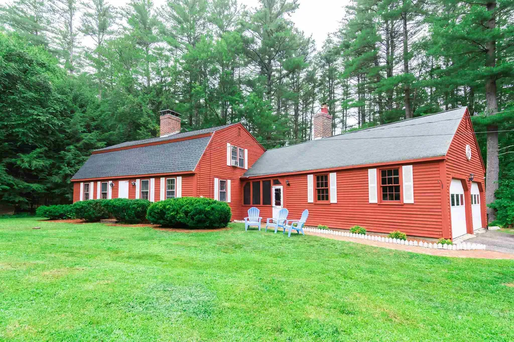 18 Bloody Brook Road Amherst NH 03031
