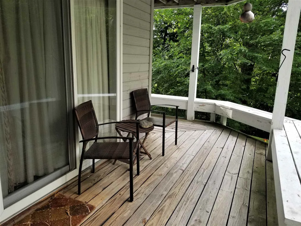 34 Paradise Way Warren VT 05674
