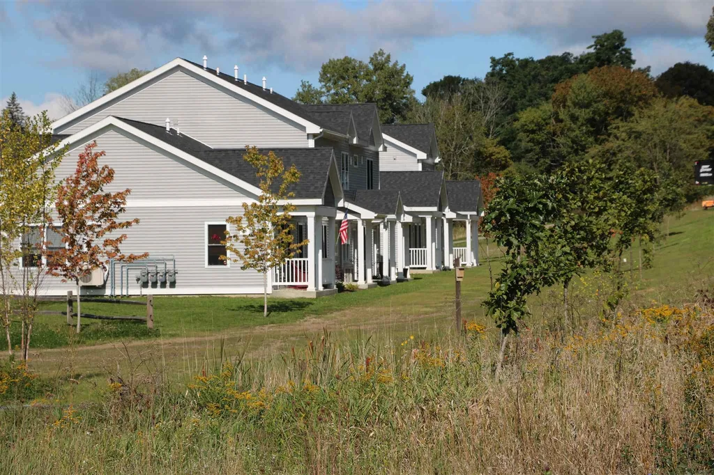 31 Clover Lane Hinesburg VT 05461