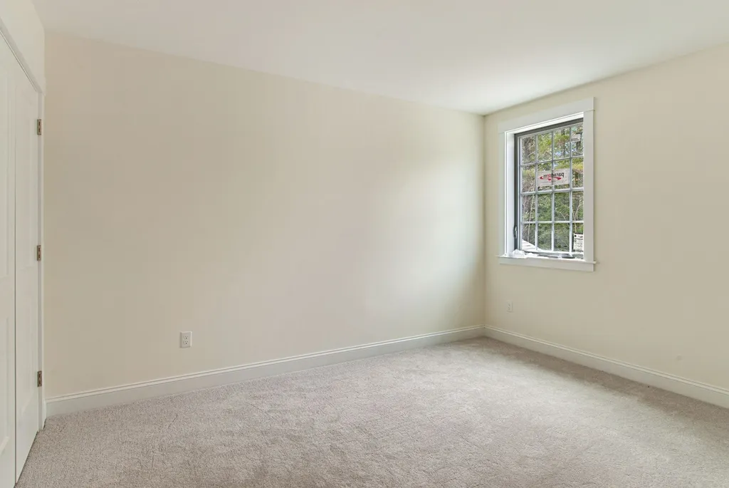 3b Hidden Meadow Lane Epping NH 03042