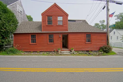 86 Main Street New Castle NH 03854